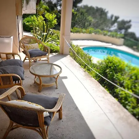 Mont Des Oiseaux-piscine Vue 180° Sur Hotel