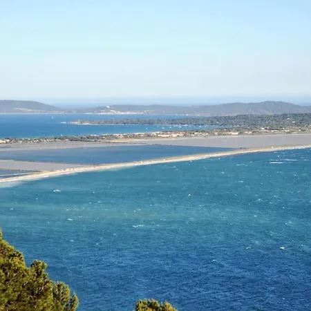 Mont Des Oiseaux-piscine Vue 180° Sur * Hyeres